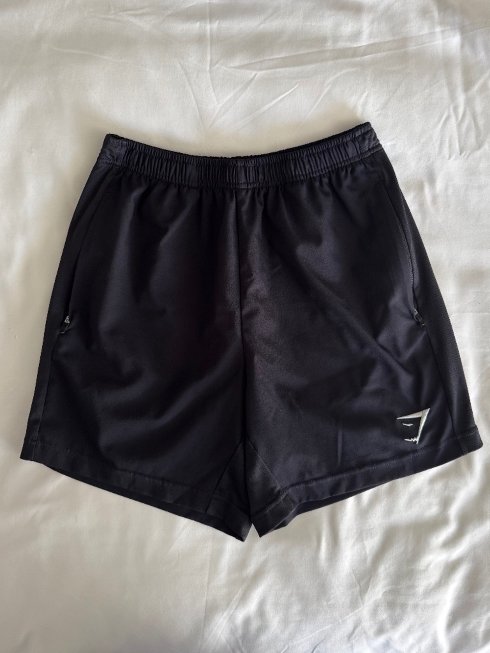 Gymshark | Embroidered Logo Crest Athletic Shorts (Black) - Small